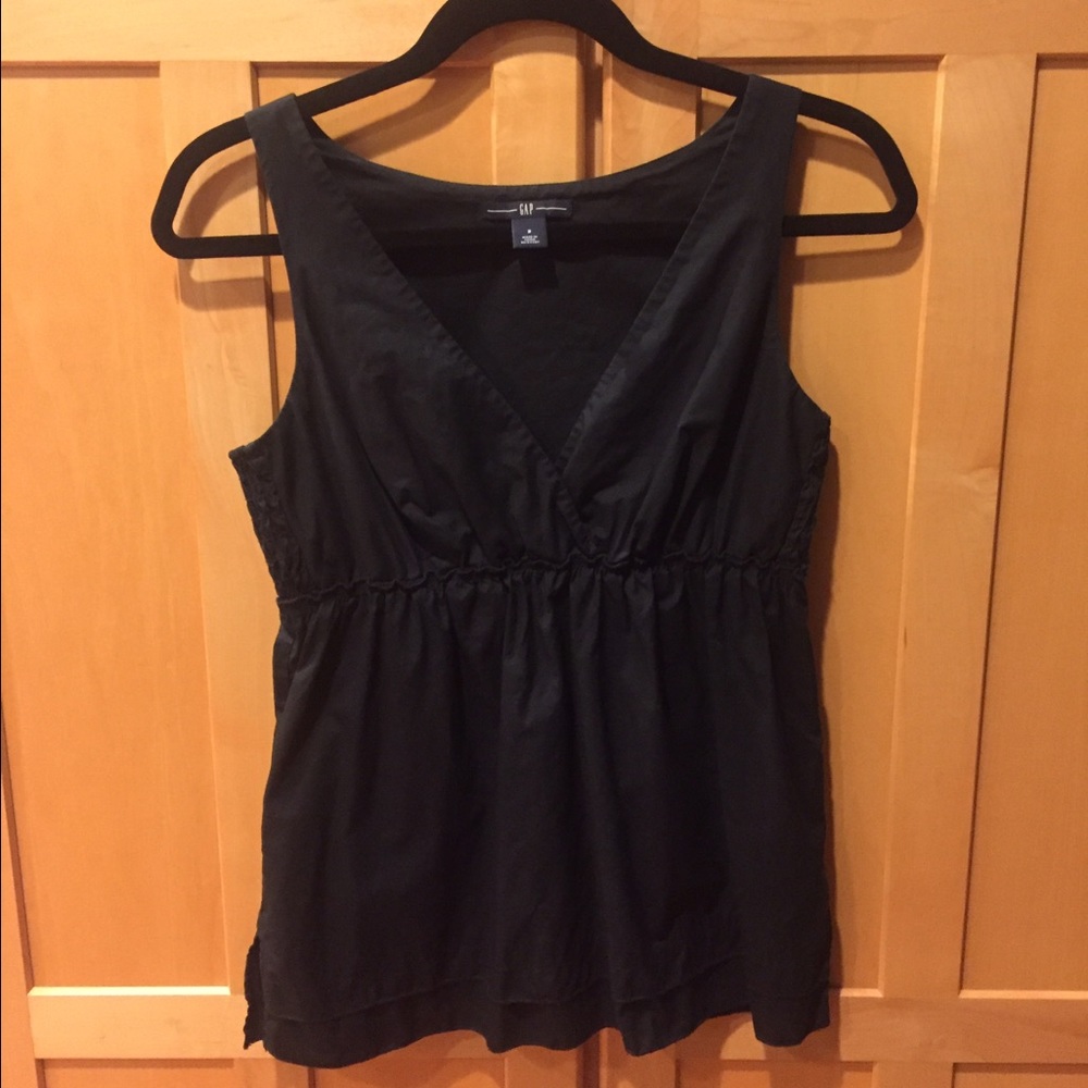 black GAP summer sleeveless TOP size 2